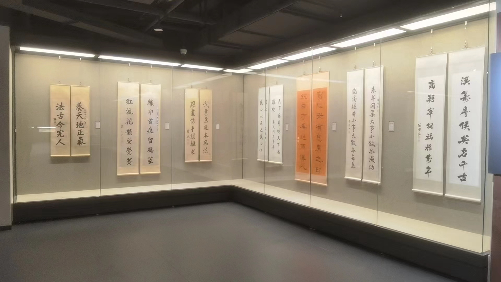 博物(wù)館展櫃設計需要哪些元素？